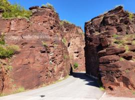 Magnifique grande Caravane aux Gorges de Daluis，位于吉洛梅的露营地