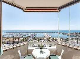 Stunning marina view apartment