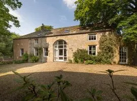 Charming Georgian Coach House