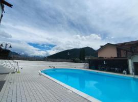 Residence con piscina Iseo Lake，位于帕拉蒂科的公寓