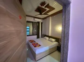 Shree Hanuman Hotel