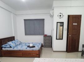 Casa Kristar，位于Mamburao的酒店