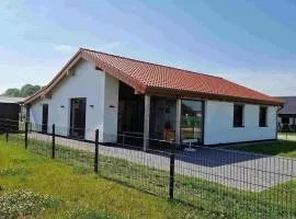 G1 Eingezäuntes Haus mit Kamin in Eckwarderhörne