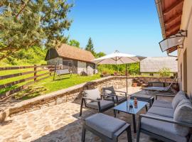 Gorgeous Home In Gospic With Kitchen，位于戈斯皮奇的酒店