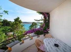 Stunning Apartment In Rovanjska