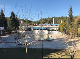 Kılıç AirPort otel，位于Eydıköy阿德南·曼德列斯机场 - ADB附近的酒店