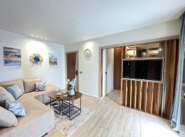 Luxury Studio House Suite 1200-6，位于十月六日城的酒店