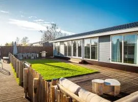 Waterfront tiny home with spacious garden