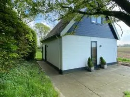 Guesthouse The White House - gehele huisje