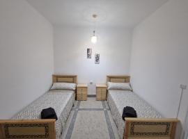 Al hoceima Center Apartment，位于胡塞马的酒店