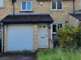 3 Bed Executive Home Heckmondwike