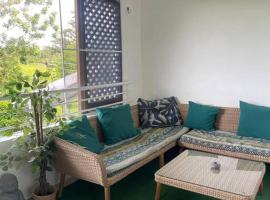 Chez Eric，位于Rémiré的酒店