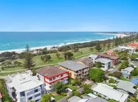 Mountain Views on Marine Parade