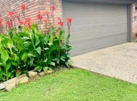 Townhome with Hot Tub-Grand Ways Stay- Clarissa Pl