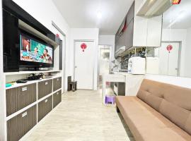 Cozy 2BR Apt with direct access to Baywalk Mall at Apt Green Bay Pluit Tower H，位于雅加达的酒店