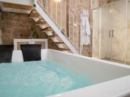 Casuzze SPA，位于莫迪卡的酒店