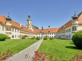 Augustiner-Chorherrenstift Reichersberg，位于Reichersberg的酒店