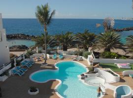 海王星套房酒店 - 仅限成人，位于科斯塔特吉塞的酒店