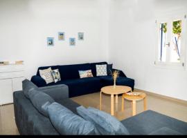 Ble Elia Syros，位于Liaropá的酒店