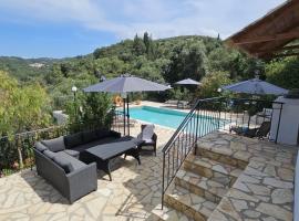 Villa dionysus，位于阿查拉维的酒店