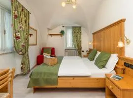 阿拉科斯塔酒店