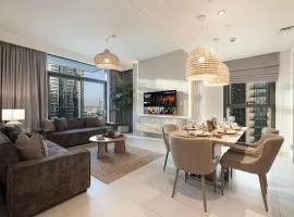 Sky High 2-Bedroom Apartment Stunning Opera & Downtown Views Opp Dubai Mall