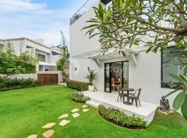 Jorje Villa by Kozystay - Rooftop View in Nusa Dua