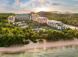 Premier Residences Phu Quoc Emerald Bay Managed by Accor，位于富国的度假村