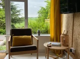 Kingfisher, Moor and Sea Holidays, a beautiful space overlooking Exmoor