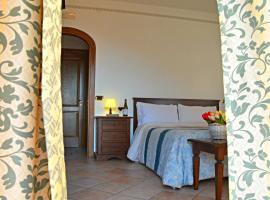 Agriturismo il Pettirosso，位于阿杰罗拉的农家乐
