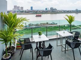 CHILCHILL Hotel Riverside，位于金边的酒店