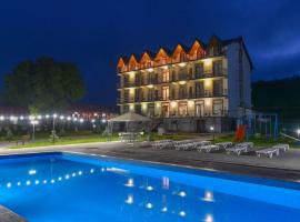Hotel Shaori，位于Nikortsminda的酒店