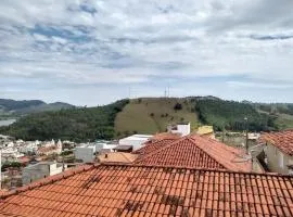 Suítes Com Bela Vista Próximas Ao Centro de Capitólio