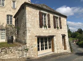 Logis de Chaumiac，位于Bouniagues的酒店