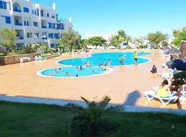 kabila Z6 vue sur la piscine et mer