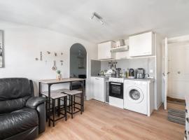 Sublime appartement，位于Champlan的酒店
