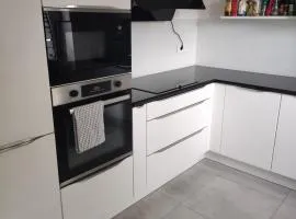 Apoteka