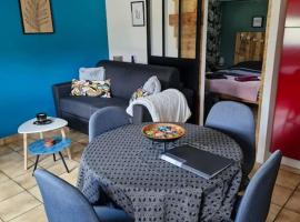 La jolie Parenthèse，位于Longevilles-Mont-dʼOr的酒店