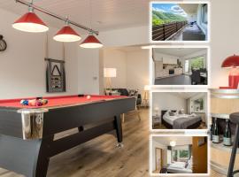 Elbling Appartement for 4 People - Billiards - 2 Bedrooms - 2 Bathrooms - Balcony with Mosel View - Parking - Wine Barrel Bar - Fully Equipped Kitchen - Netflix - WaipuTV - 3 km from Cochem，位于克洛滕的酒店