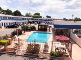 Motel 6-Canon City, CO 719-458-1216，位于卡农城的宠物友好酒店