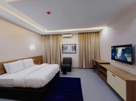 THE EDGE HOTEL AND SUITEs Dawaki，位于Kubwa的酒店