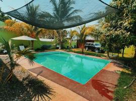 Casa chalet de descanso en monterrico Guatemala，位于蒙特里科的酒店
