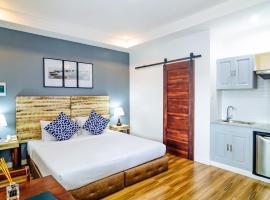 The Mansion Boutique Hotel，位于Mabalacat的酒店