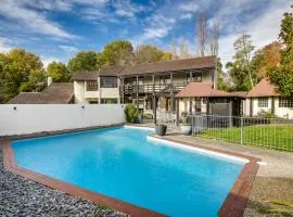 Splendid Sanctuary - Havelock North Holiday Home