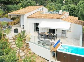 SELECT'soHOME - Villa avec piscine, spa et babyfoot pour 10 personnes à proximité de la plage d'Aiguebelle ! - 5 ETOILES - VILLA MANDARINIERS，位于勒拉旺杜的酒店