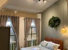 New! 9 pax Georgetown Heritage Pre-war House 3BR