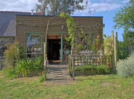 Holiday Home Wood love Home by Interhome，位于Plerneuf的酒店