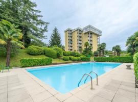 Apartment Euroville-4 by Interhome，位于杰尔米尼亚加的酒店