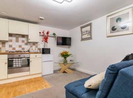 The Nook, Cosy 1BR in Blandford, Dorset，位于布兰德福德福鲁姆的公寓