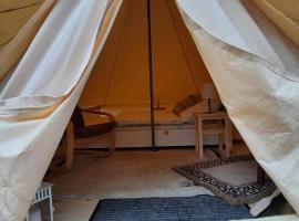 Glamping im 4 m Zelt auf dem Bauernhof，位于瓦尔斯罗德的豪华帐篷